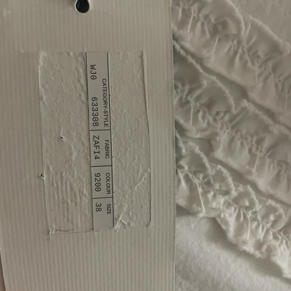 Authentic GUCCI Ruffle Neck Floral Lace Blouse - Picture 10 of 10